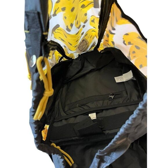 Farm Rio Yellow Banana Travel Hiking Extra Large Backpack Camping New - Picture 7 of 10